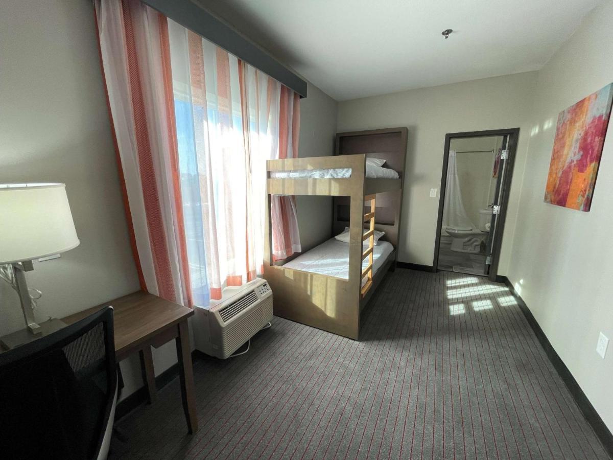 La Quinta Inn & Suites By Wyndham Augusta Fort Eisenhower Dış mekan fotoğraf