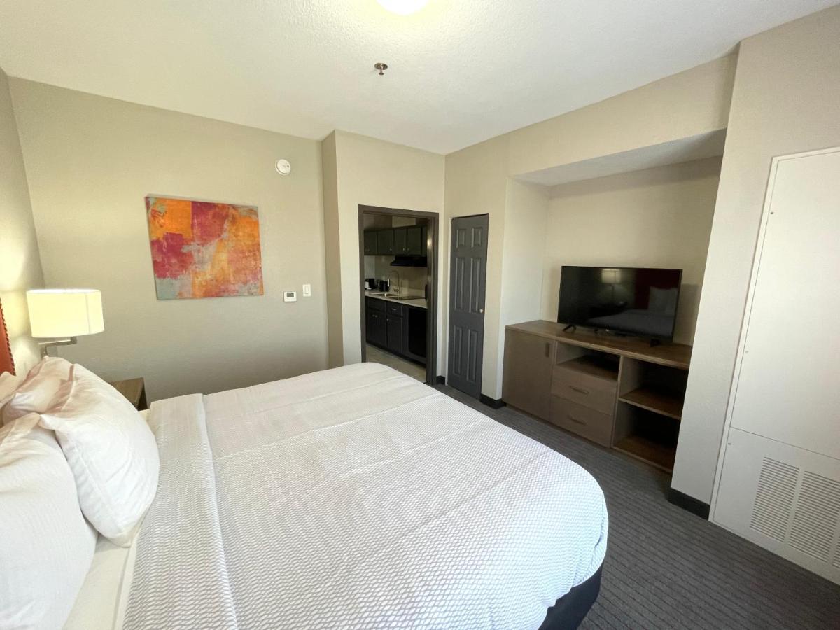 La Quinta Inn & Suites By Wyndham Augusta Fort Eisenhower Dış mekan fotoğraf