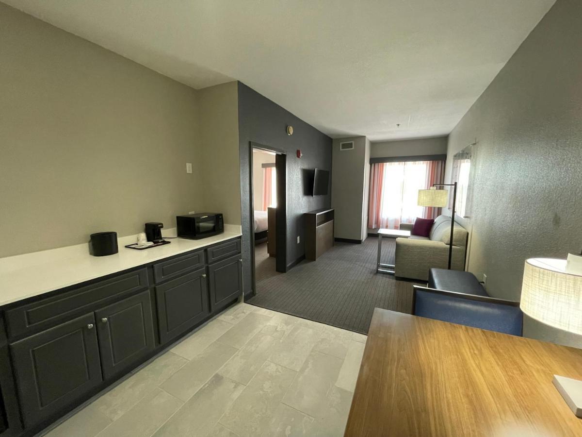 La Quinta Inn & Suites By Wyndham Augusta Fort Eisenhower Dış mekan fotoğraf